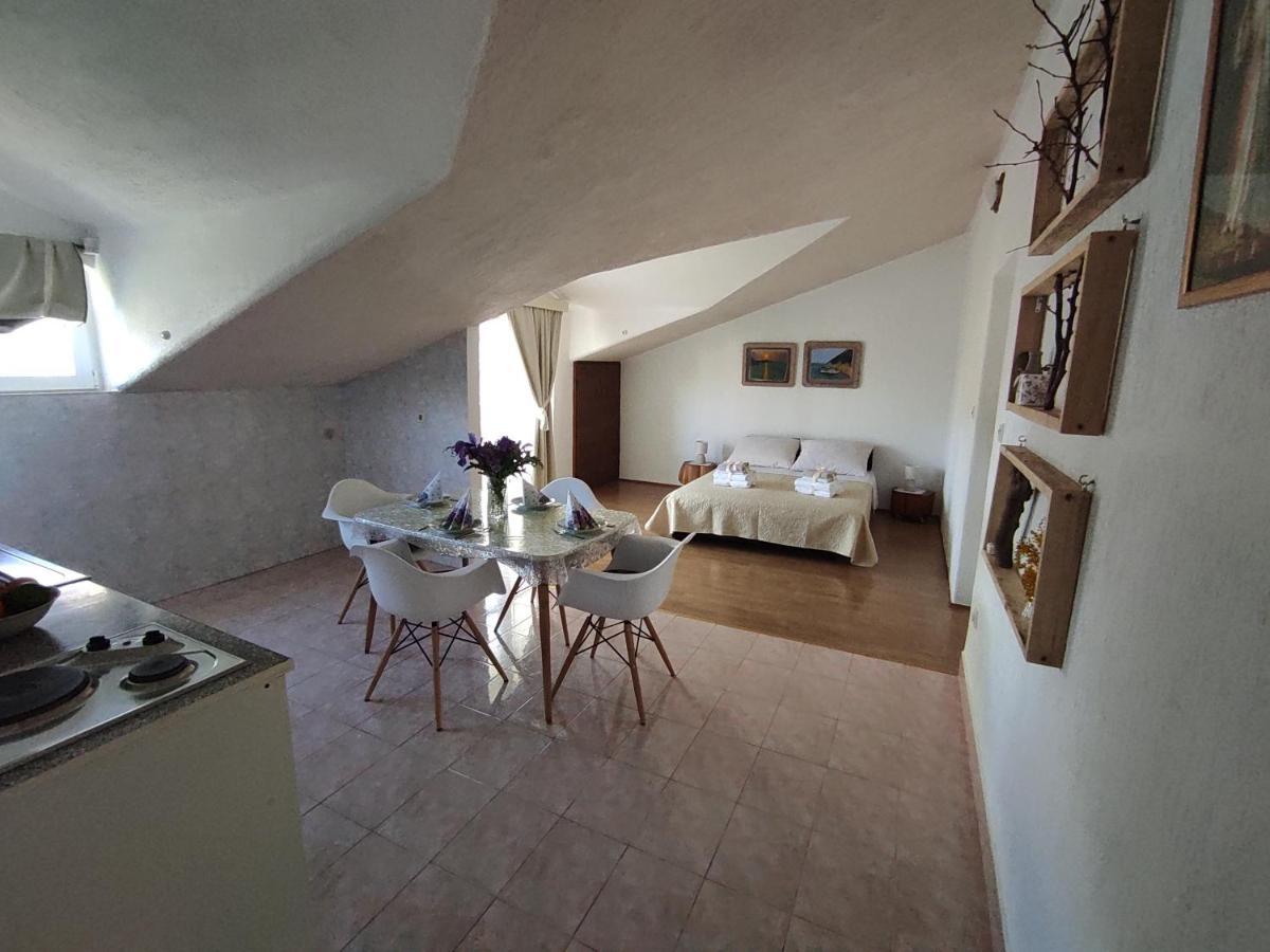 Apartmani Mlaja Trpanj Exterior foto